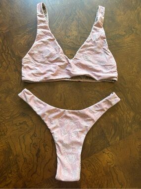 Acacia 🩷 Noe Light Pink Floral Beautiful Bikini Set.